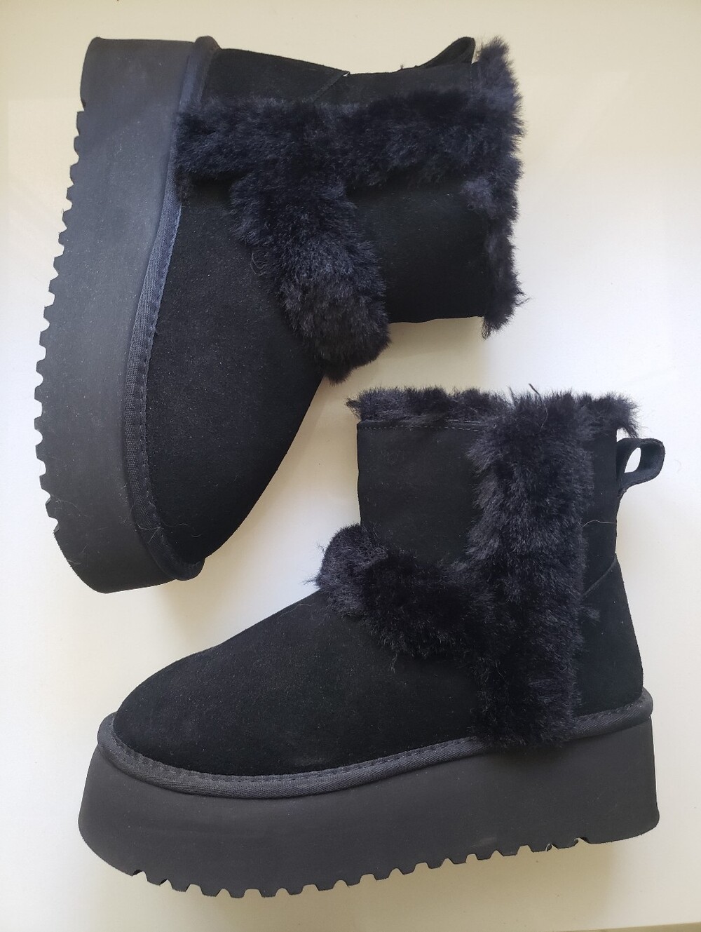 Project Cloud "Furby" Suede Boot Size 7